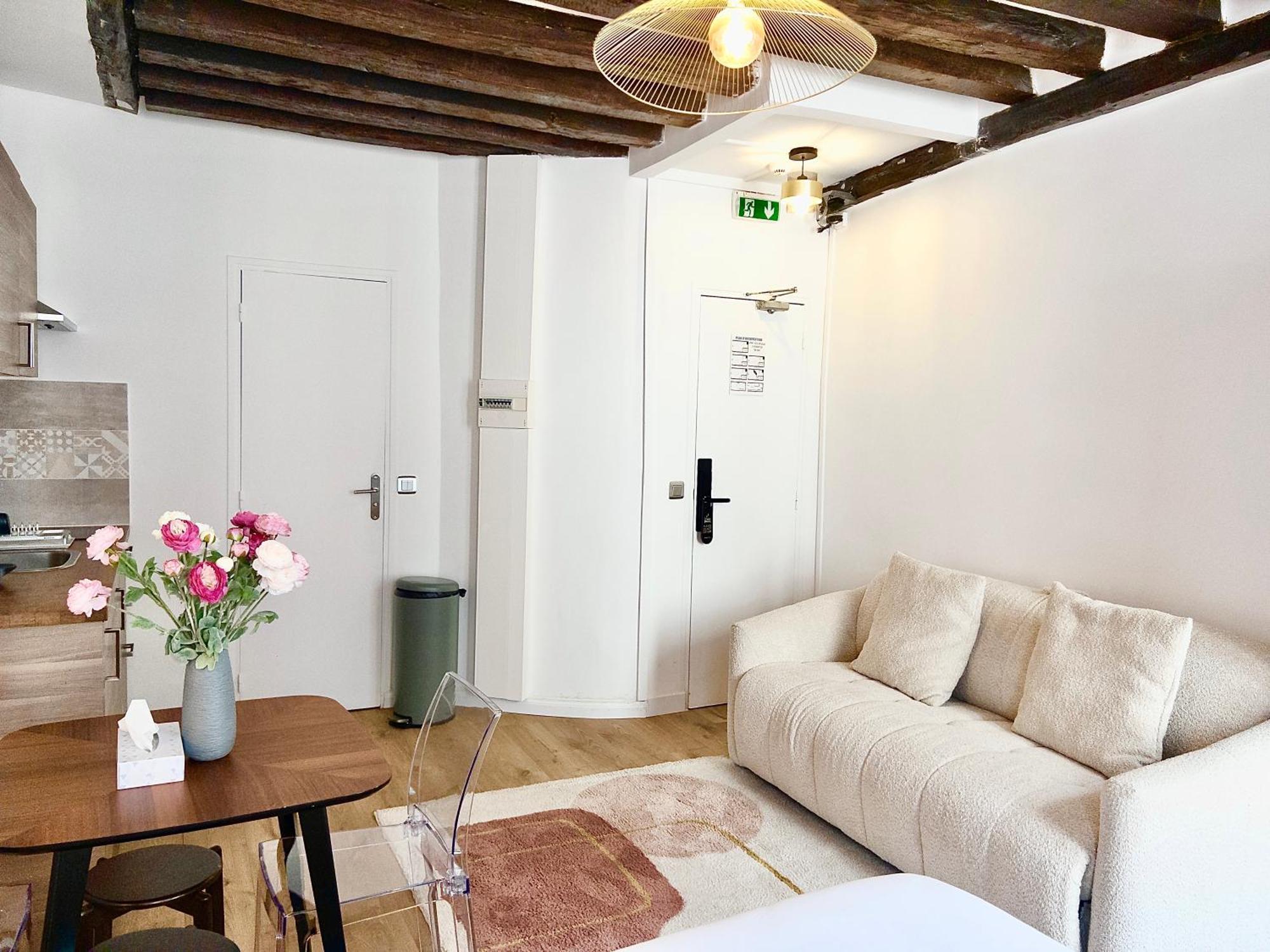 Mondetour Centre - Urban Flat Aparthotel 3*
